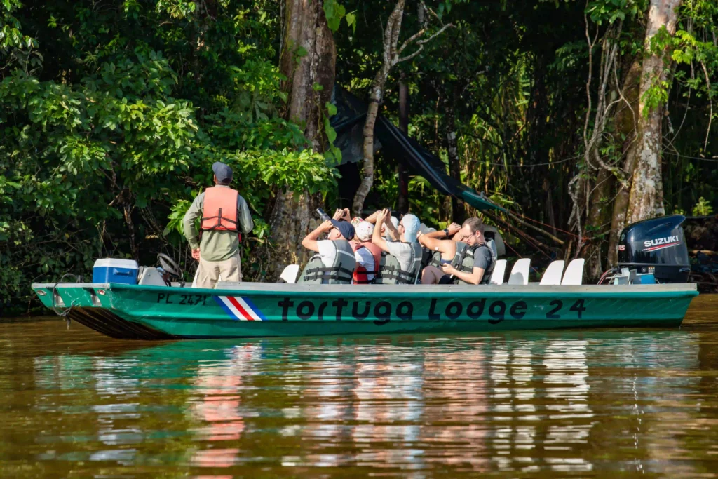 Tortuga Lodge River boat Tortuguero, flodbåt safari