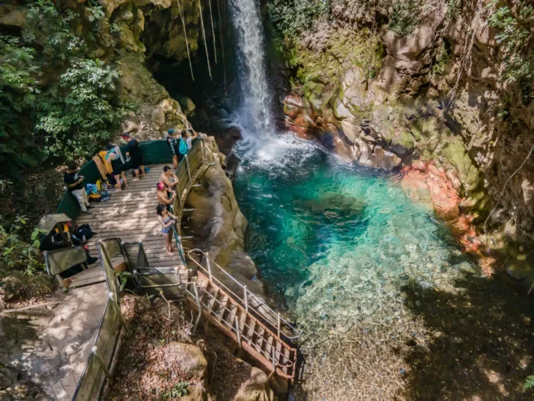 Rincon De La Vieja vattenfall
