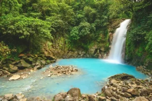 Rio Celeste vattenfall